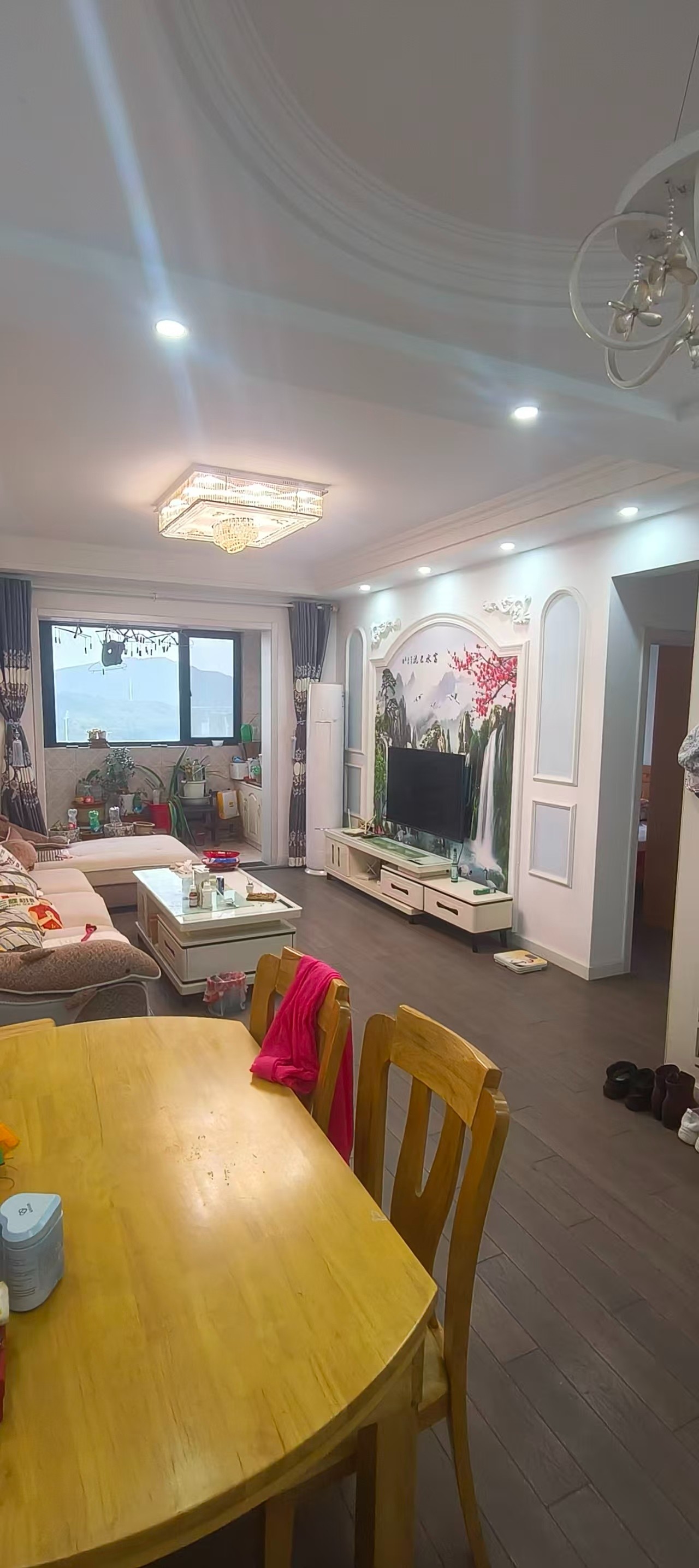 好房东好装修好视野 孔望尚府精装修两室 有地暖，拎包即住。