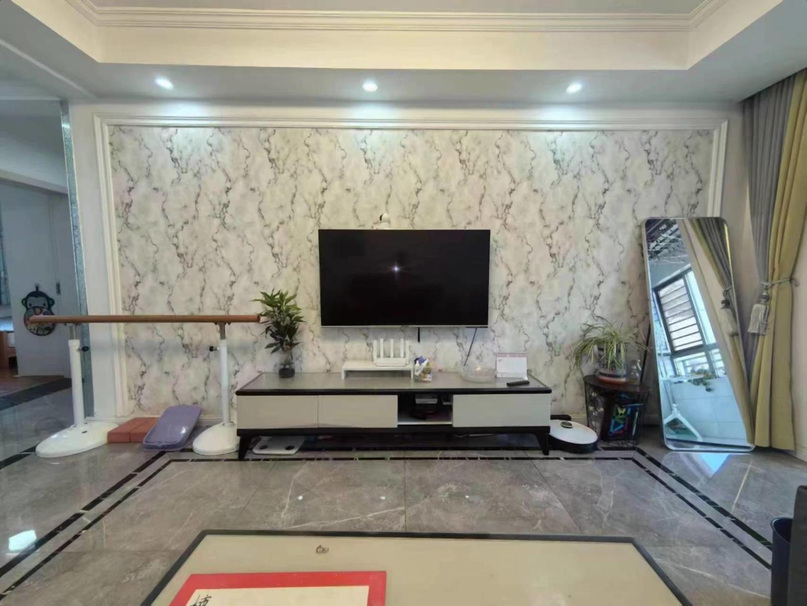 新上港城一品3室2卫精装修位置好视野开阔中间楼层急可谈