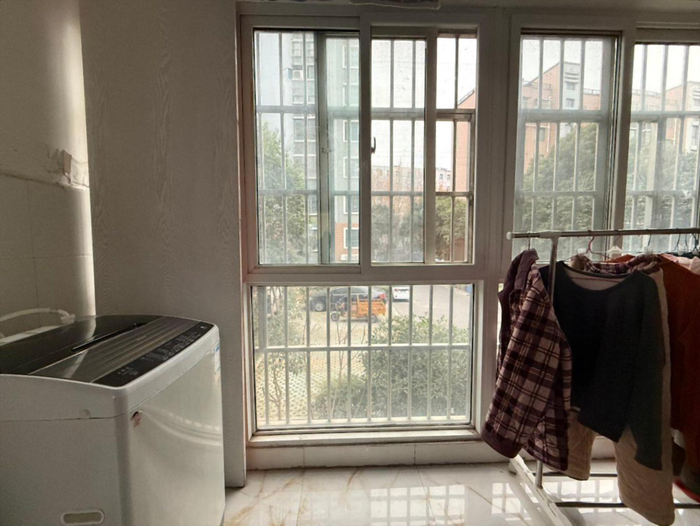 义乌对面香阁里拉花园精装2房送家具家电临海州小市场