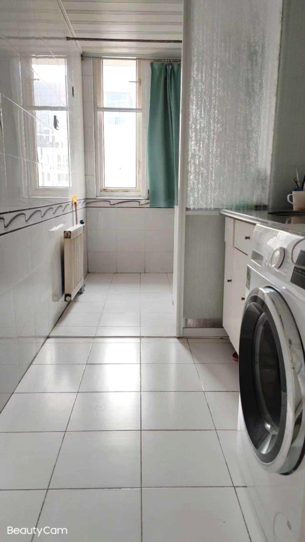 苍梧 香溢世纪花城 精装修大三室 随时看房 御景龙湾紫金公馆