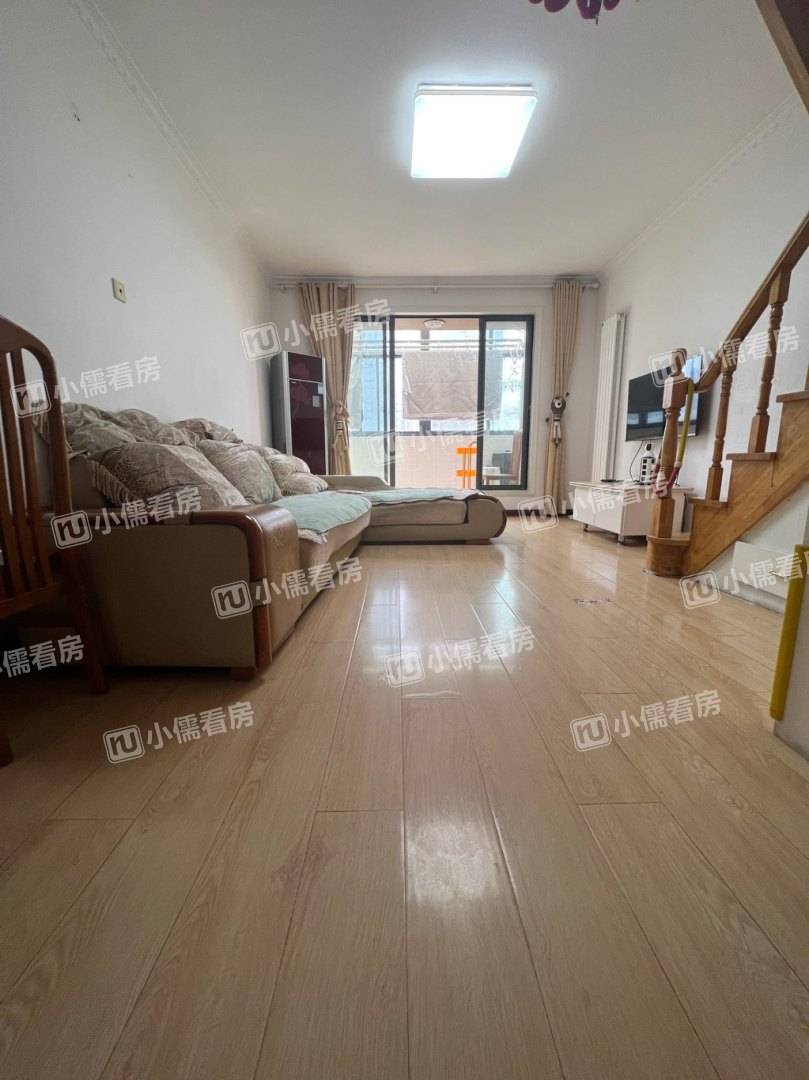 花小钱买个大房子 博威江南 多层2室20平车库 蓝天华侨城