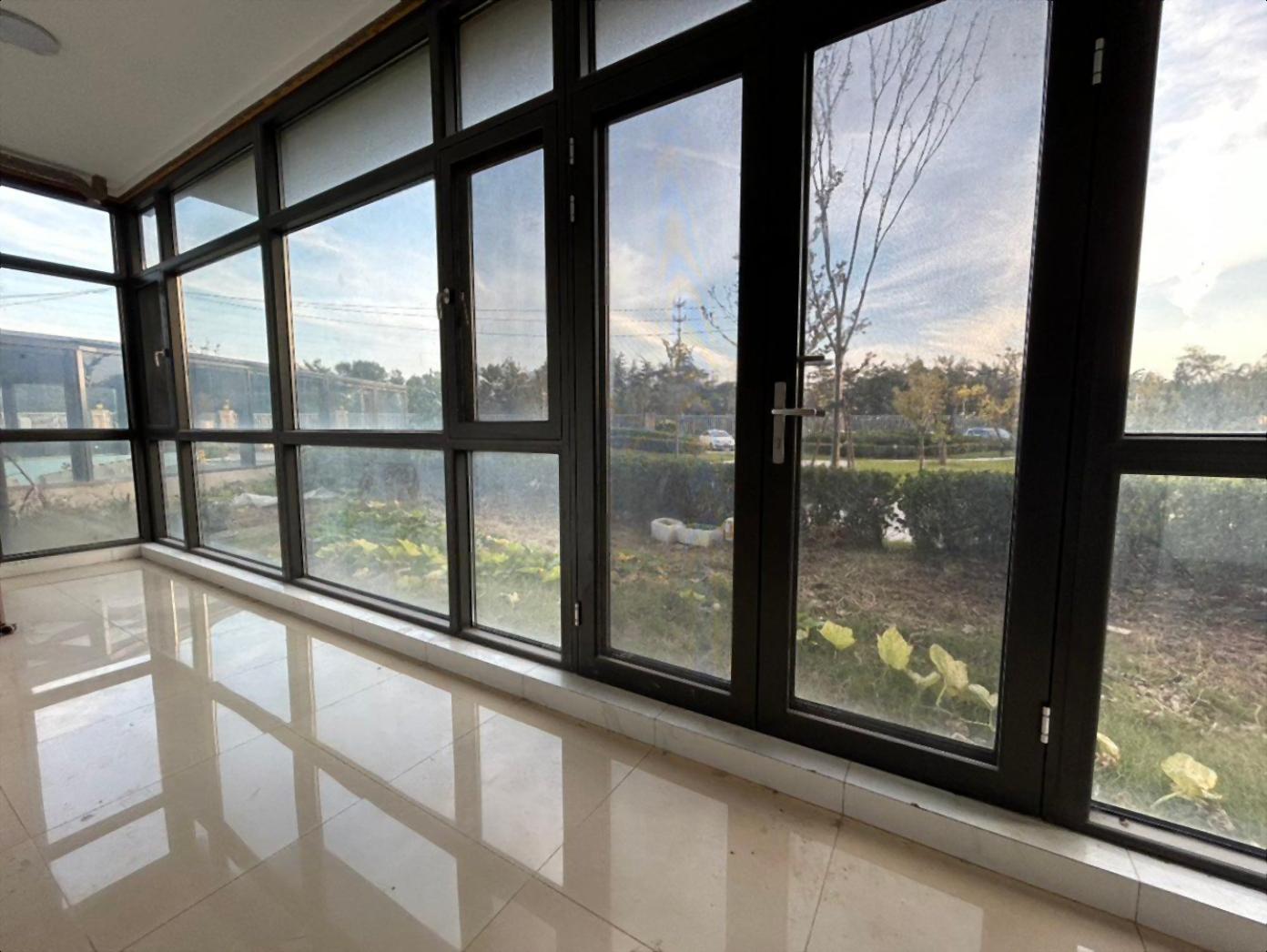 D一排带院子！新海云谷一楼  144平大四房