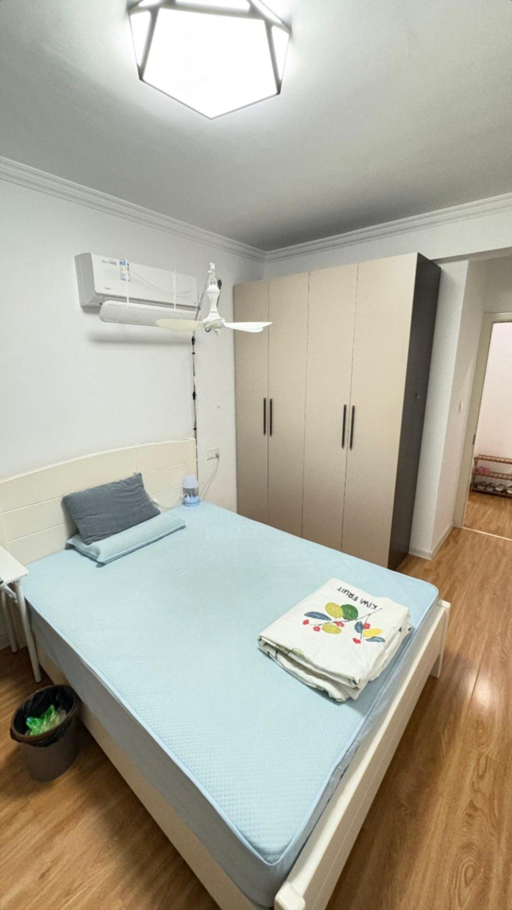 港利锦绣江四季金辉港城一品  装修好  高楼层视野无遮挡